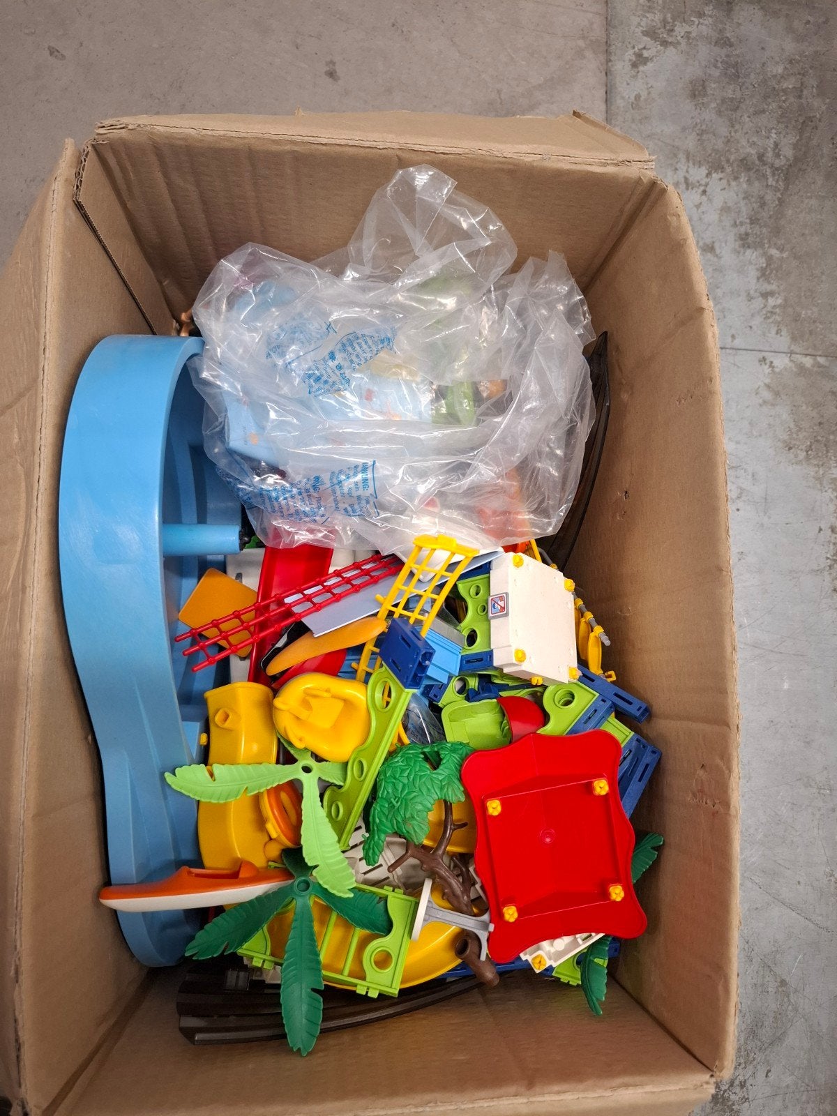 Partij Playmobil groot waterpretpark en camper, Ophalen of Verzenden, Gebruikt, Summer fun, Gebouw