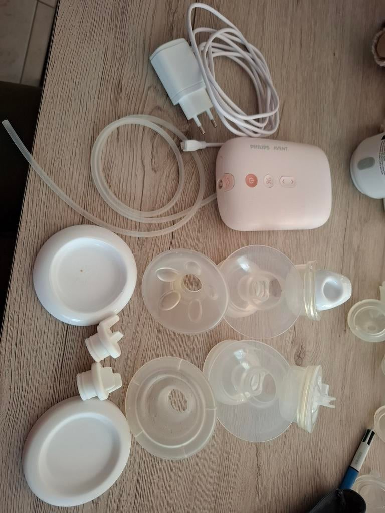 Elektrische en handmatige borstkolf, Ophalen, Gebruikt, Borstkolf