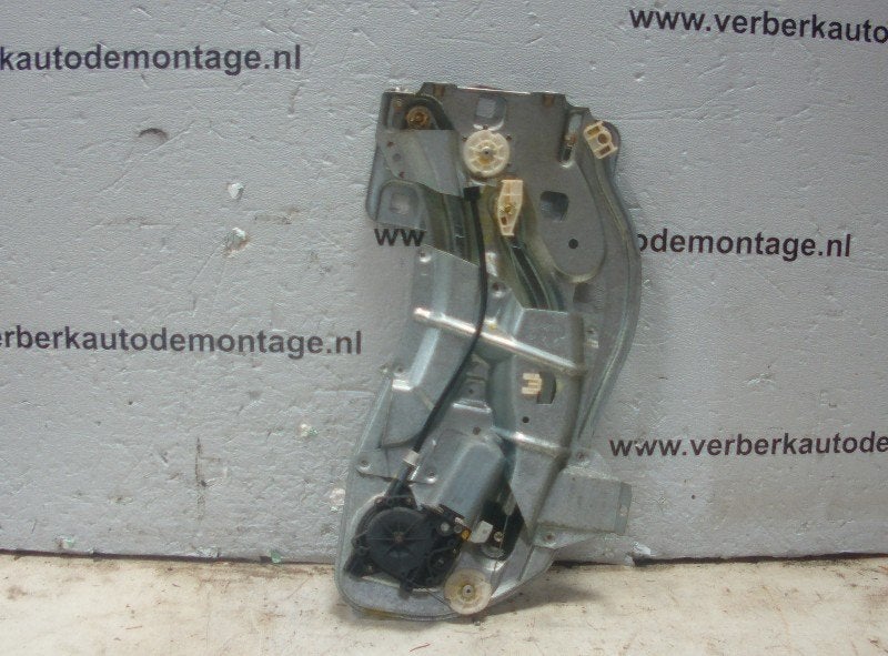 MECANISME DE VITRE ELECTRIQUE ARRIÈRE DROIT Megane (EA), Renault, Utilisé, Peter-Huppertz-Straße 5
51063  Köln, DE, Arrière
