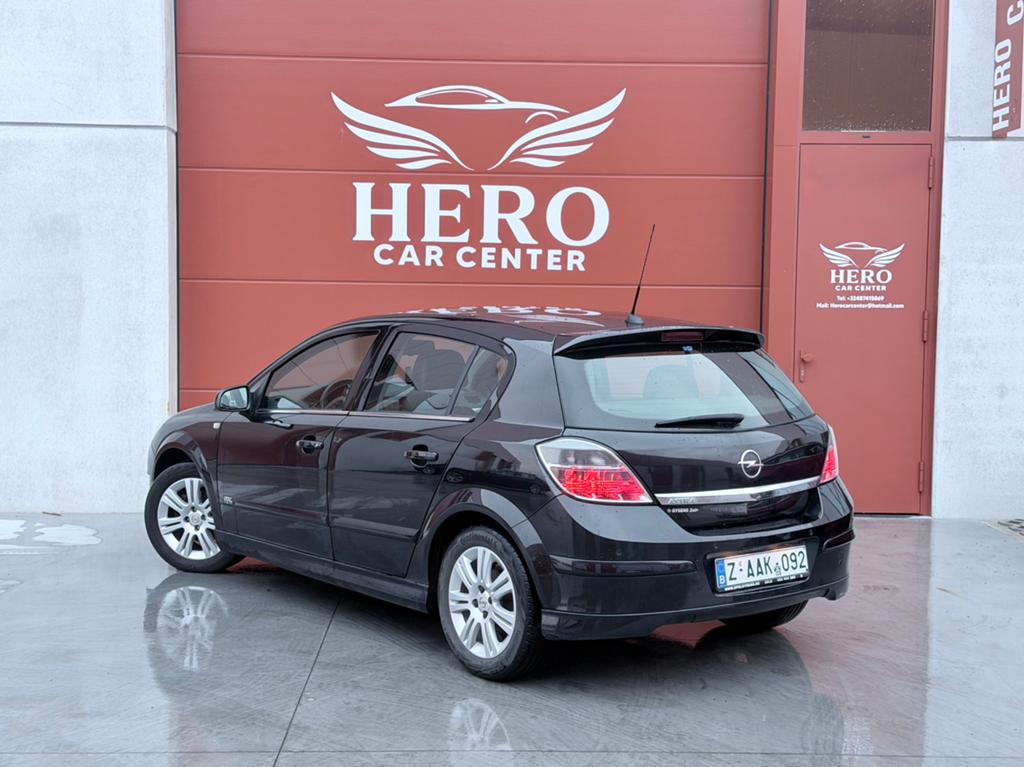 Opel Astra 1.4i OPC LINE Benzine Euro 4 !, Autos, Opel, Achat, 139 g/km, Entreprise, Boîte manuelle