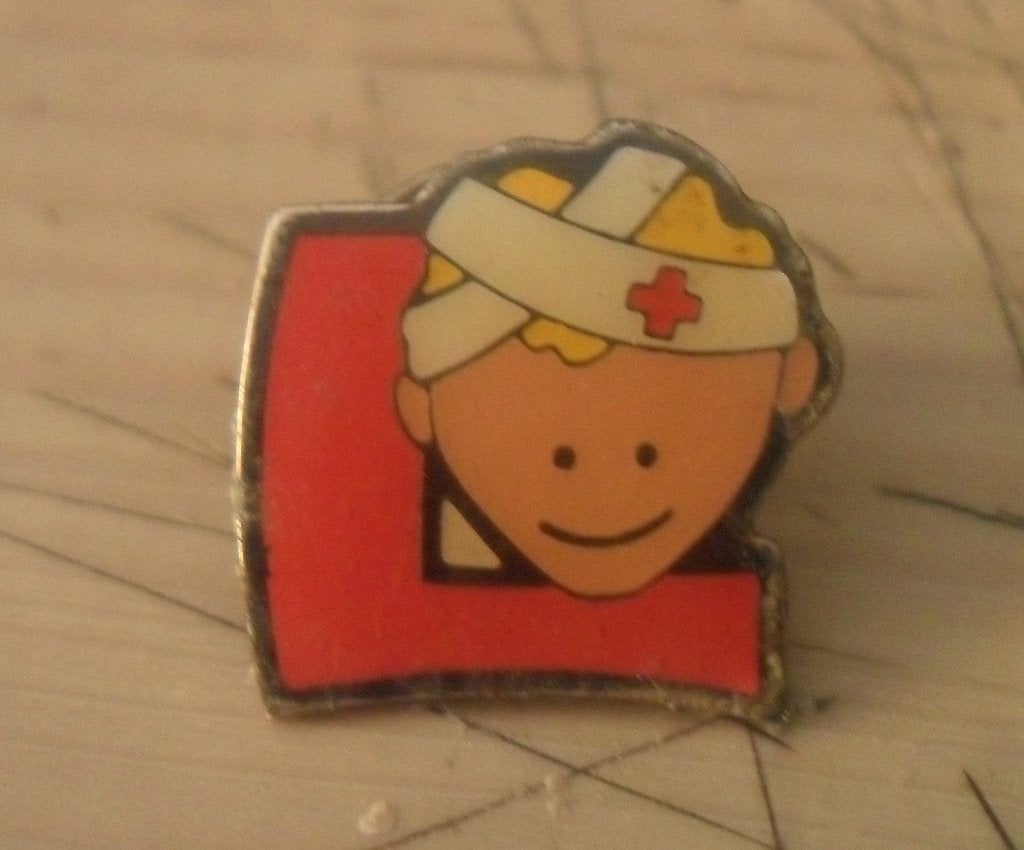 Pin's Infimier, Ophalen of Verzenden