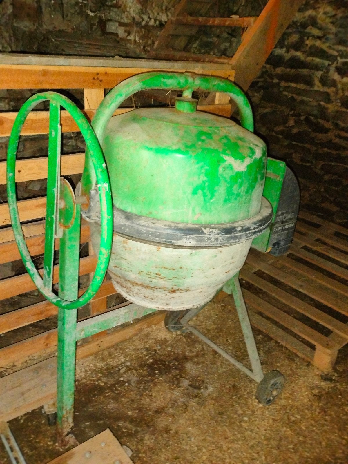 Bétonnière Betomix 120 l., Bricolage & Construction, Enlèvement, Utilisé