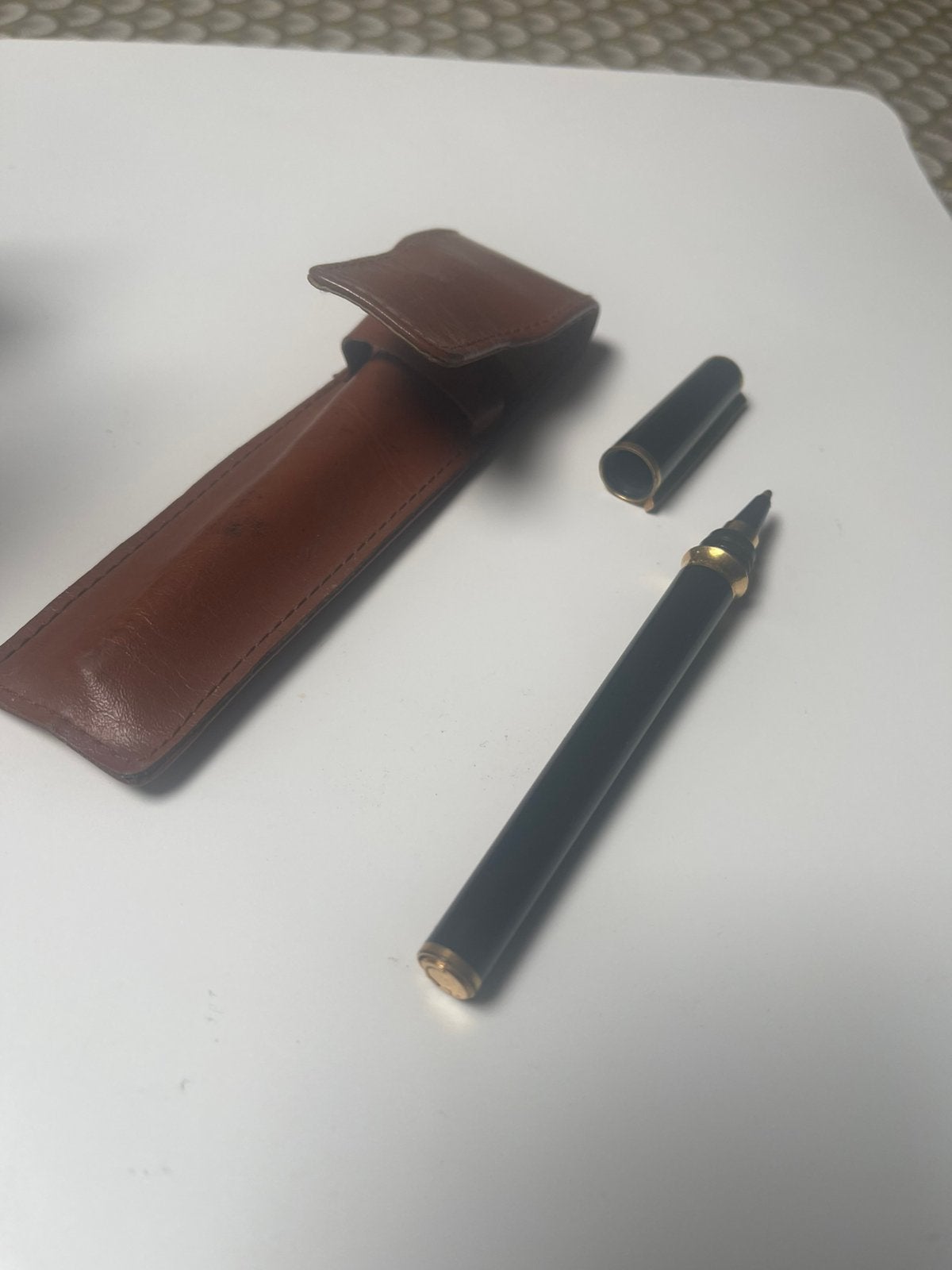 Must de Cartier Rollerball vergulde zwarte lak+leren tas, Ophalen, Gebruikt, Vulpen, Overige merken
