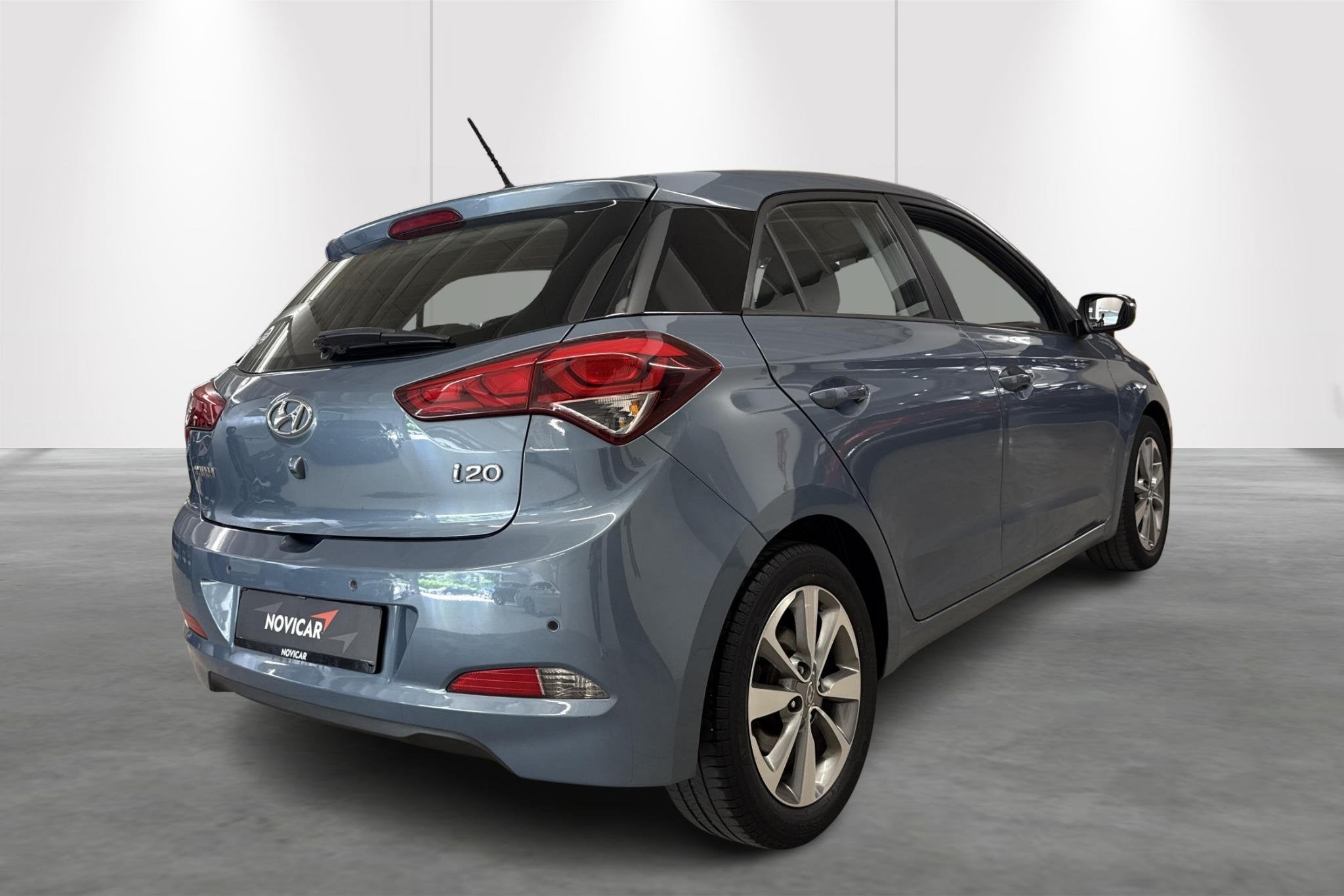 Hyundai i20 1.2 62kW NAVI CAMERA ALU VELGEN, Auto's, Voorwielaandrijving, Gebruikt, Euro 6, 4 cilinders