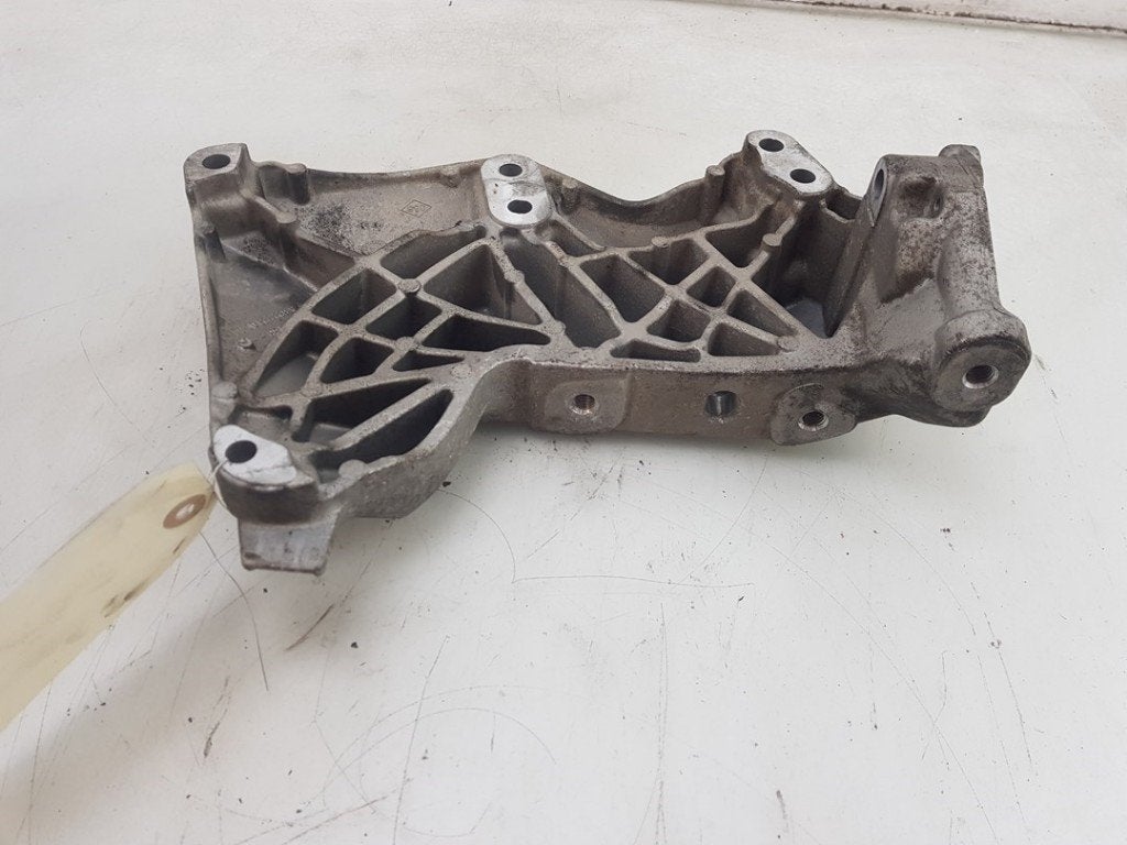 MONTAGE MOTEUR Mercedes-Benz Vito (447.6) (|A6222230001|), Utilisé, Mercedes-Benz