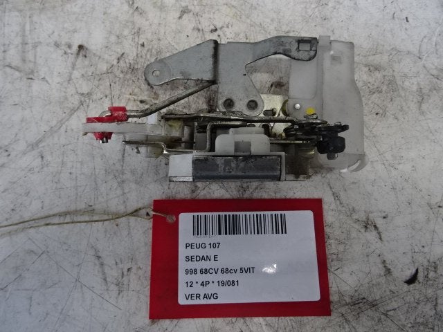 SERRURE DE PORTE AVANT GAUCHE Peugeot 107 (01-2005/05-2014), Utilisé, Gauche, Peugeot