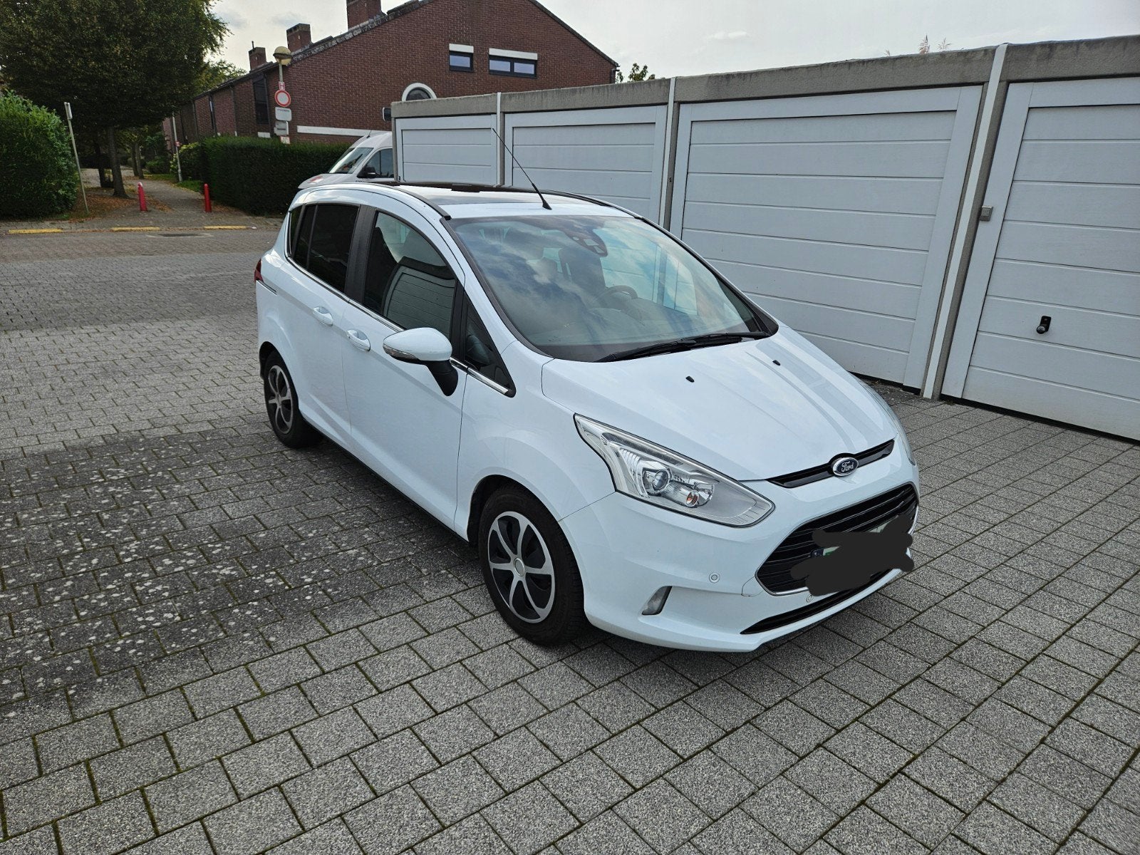 Ford B-max 1.6 cdti 95 pk Airco Euro 5 167.dkm bj 2013, Auto's, Euro 5, Stof, Zwart, 4 cilinders