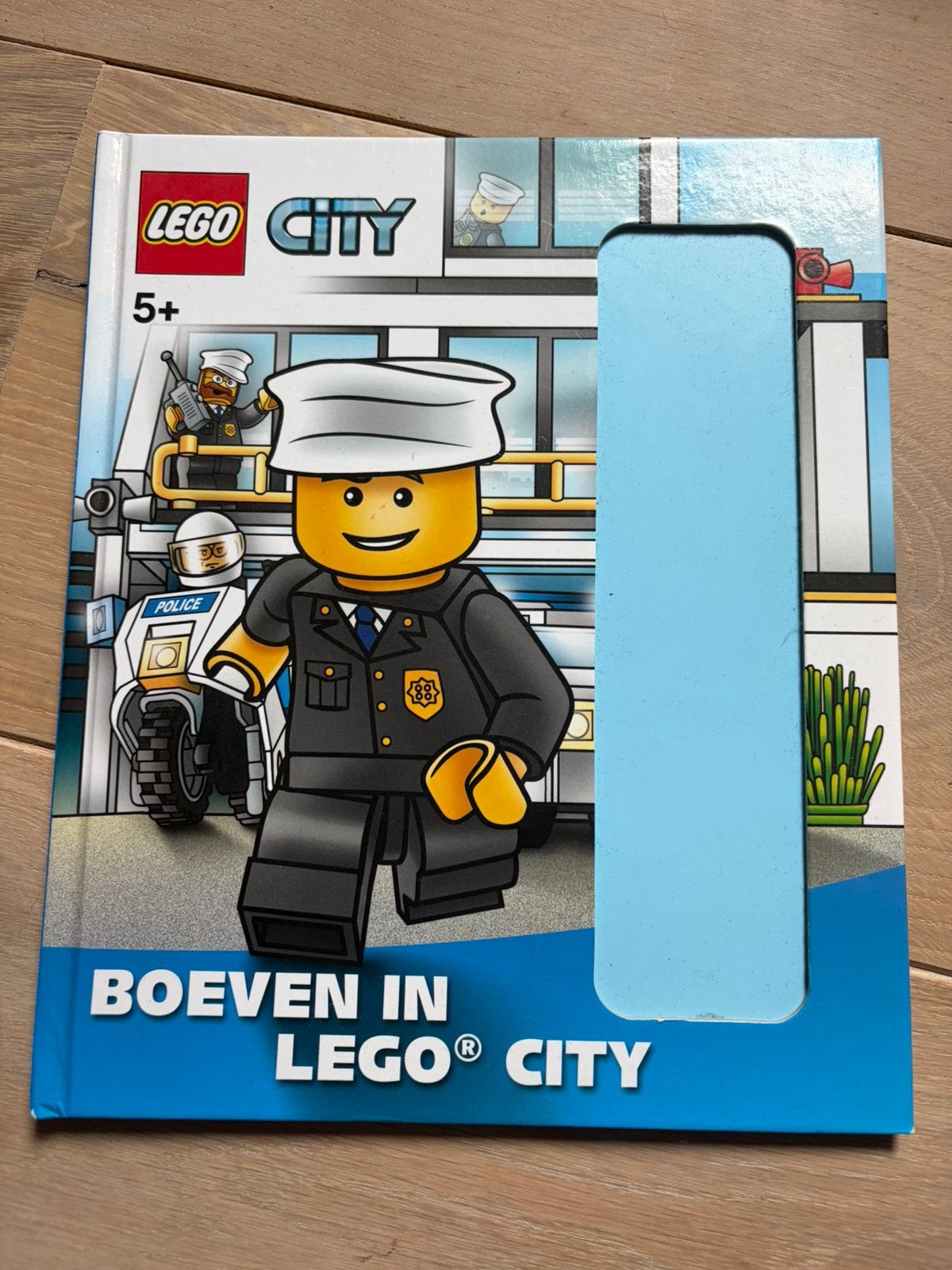 Lego City - Boeven in lego city, Ophalen of Verzenden, Gelezen, Fictie algemeen