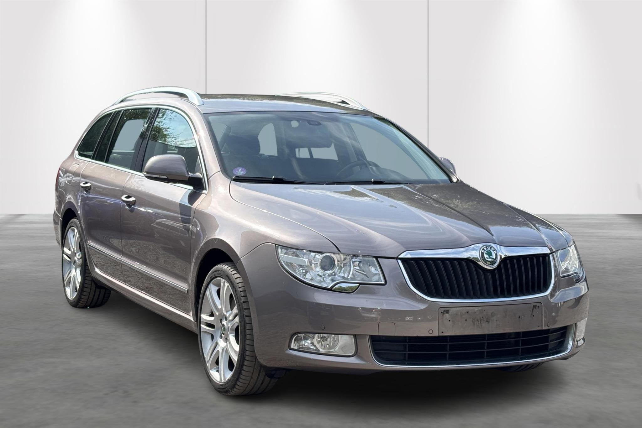 Skoda Superb Combi 1.8 TSI Classic Automaat, Auto's, Voorwielaandrijving, Stof, Gebruikt, 700 kg