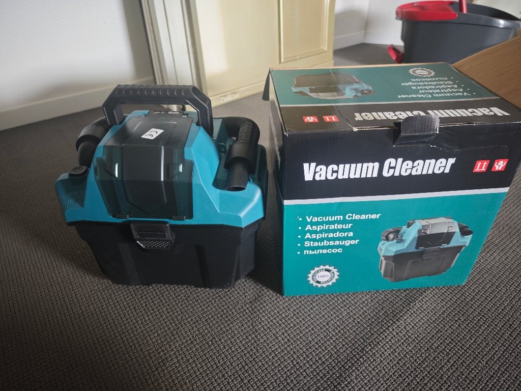 Pour aspirateur Makita 18V avec moteur sans balais, Neuf, Réservoir, Accessoires inclus, Enlèvement