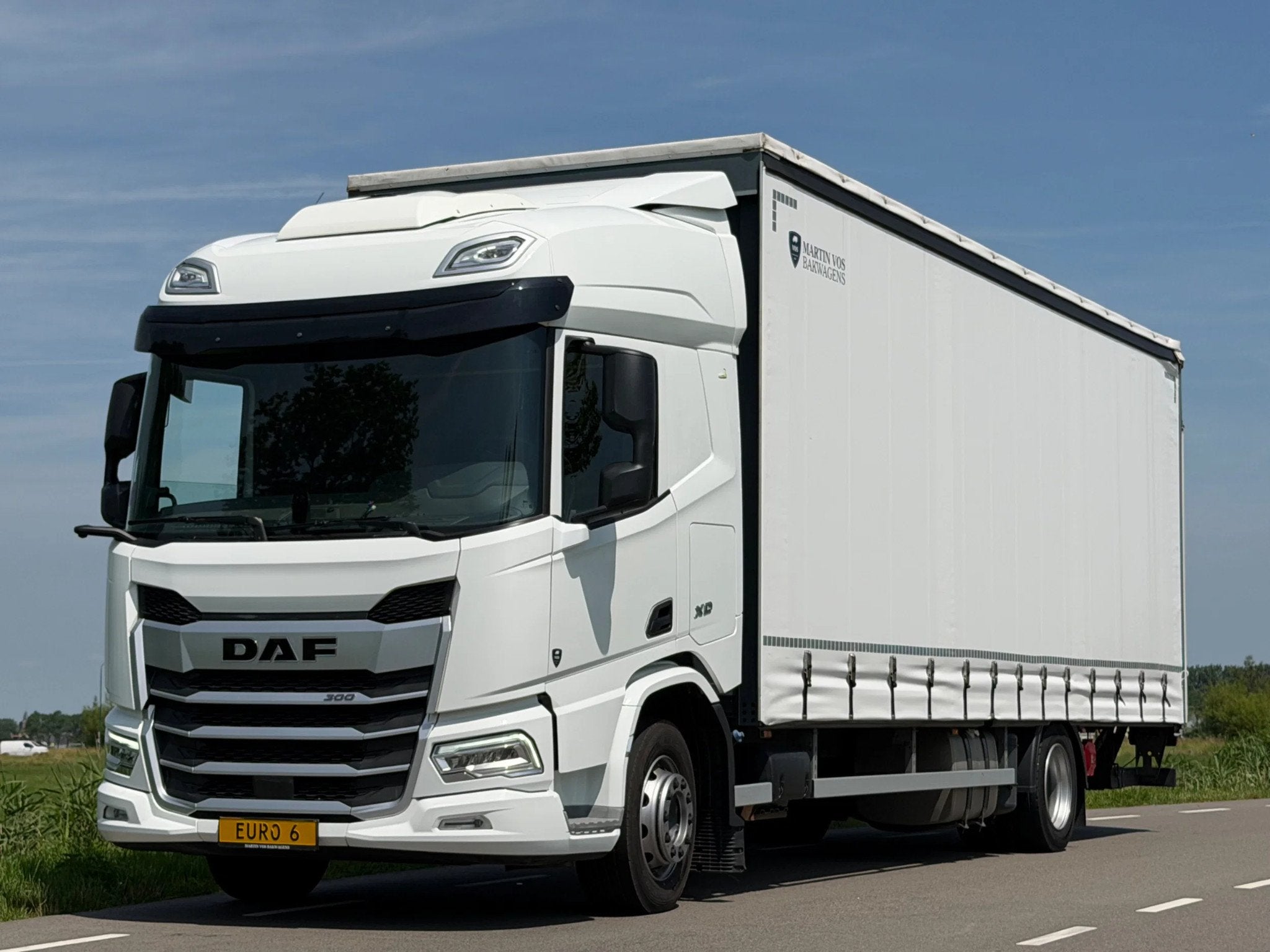 DAF CF 300 F52N3 (bj 2023), Achterwielaandrijving, Gebruikt, Euro 6, 220 kW