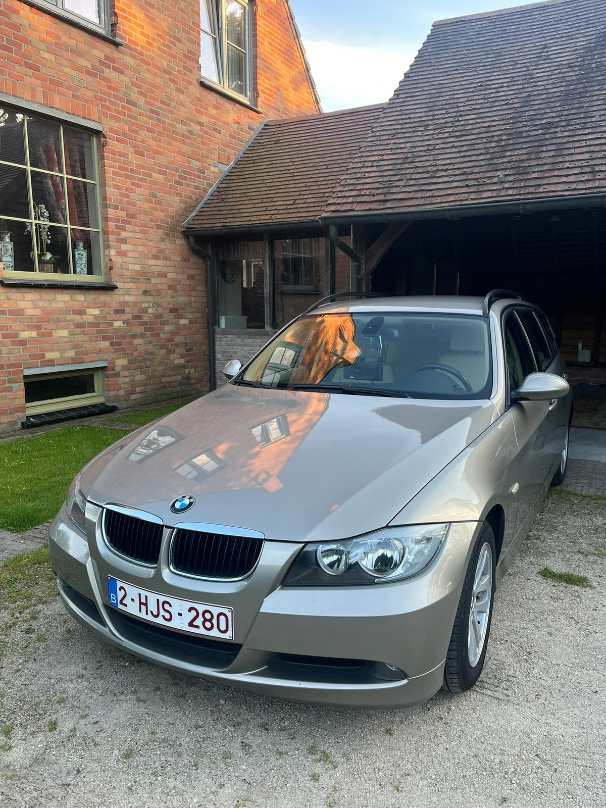 Bmw 318i Touring, Auto's, BMW, Automaat, Achterwielaandrijving, Beige, Overige kleuren