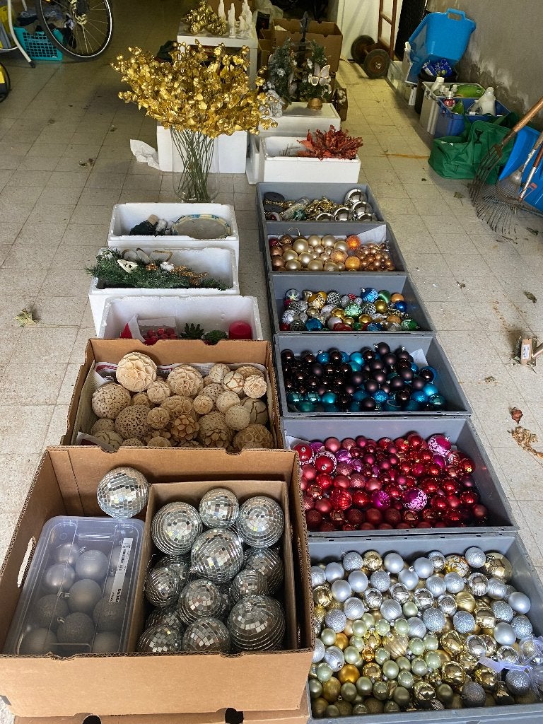 GROOT LOT KERSTDECORATIE – Honderden kerstballen, decoratie, Diversen, Kerst, Ophalen, Gebruikt