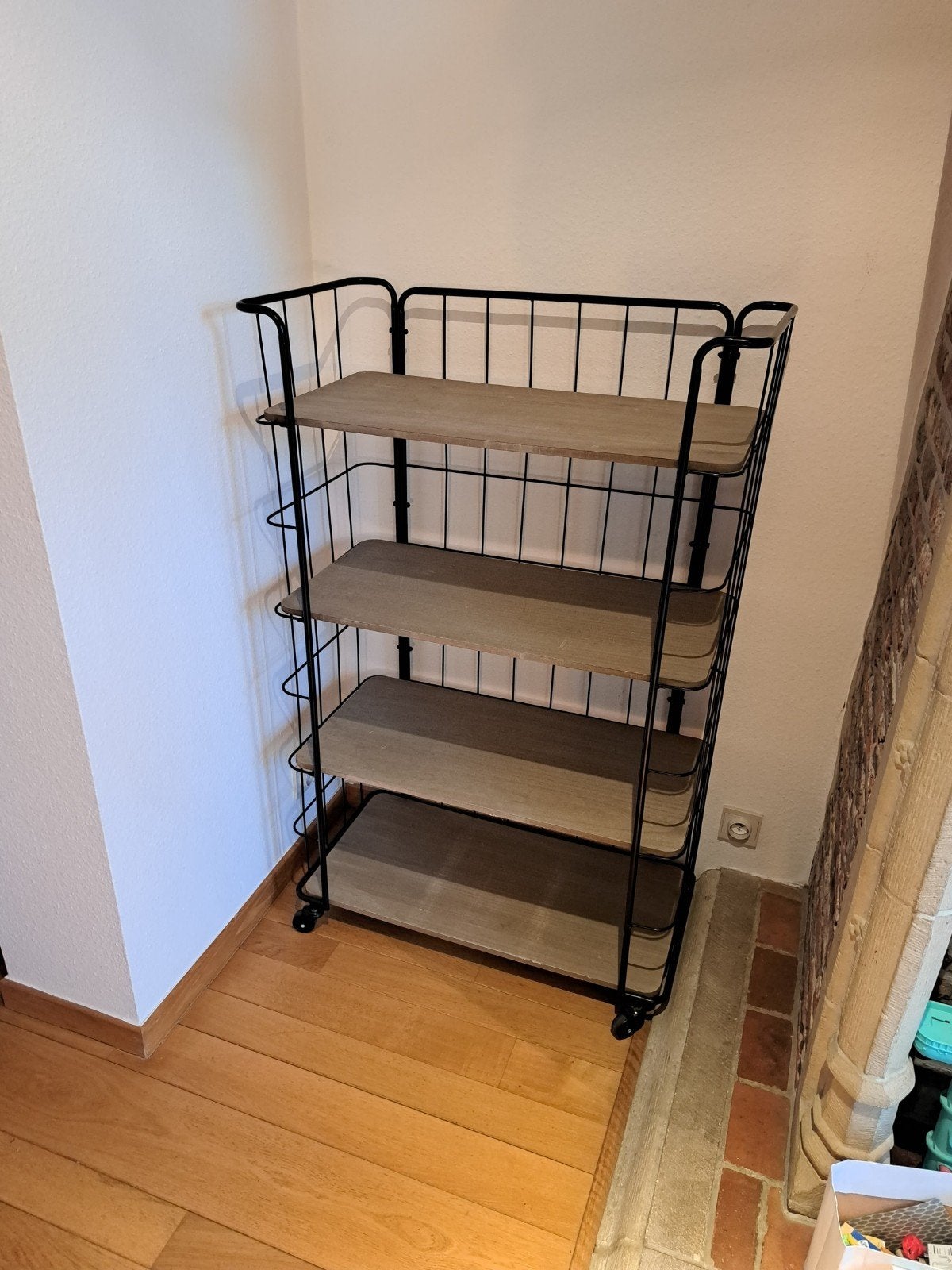 Rek op wieltjes - bakkersrek, Ophalen