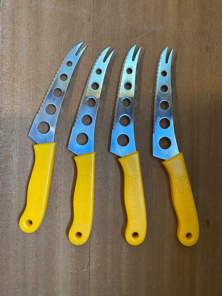 4 messen Passendale kaas, Ophalen, Zo goed als nieuw
