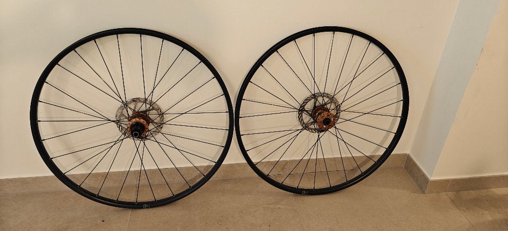 Rondo gravelwielen + remschijven – goede staat, Zo goed als nieuw, Stadsfiets, Aluminium, RONDO