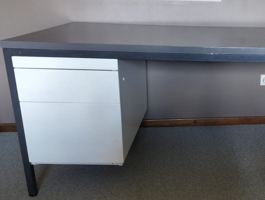 Metalen bureau, Ophalen, Met lades, Gebruikt, Metaal
