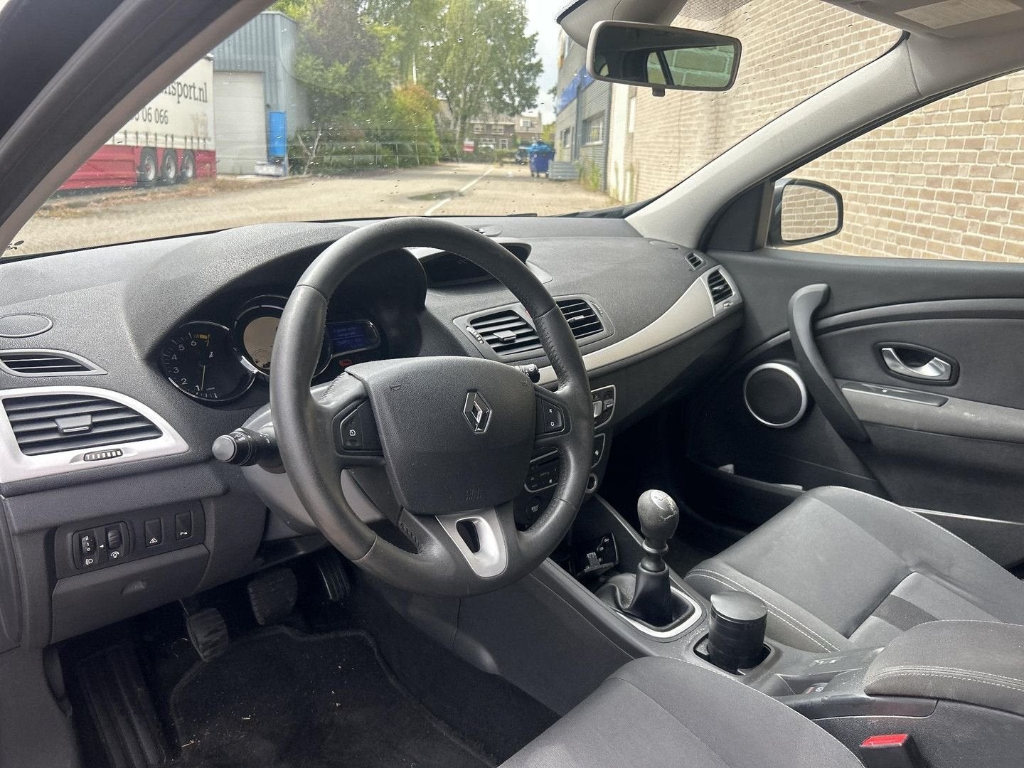 Renault Megane Estate 1.4 TCe Dynamique, Zwart, Bedrijf, Electronic Stability Program (ESP), 153 g/km