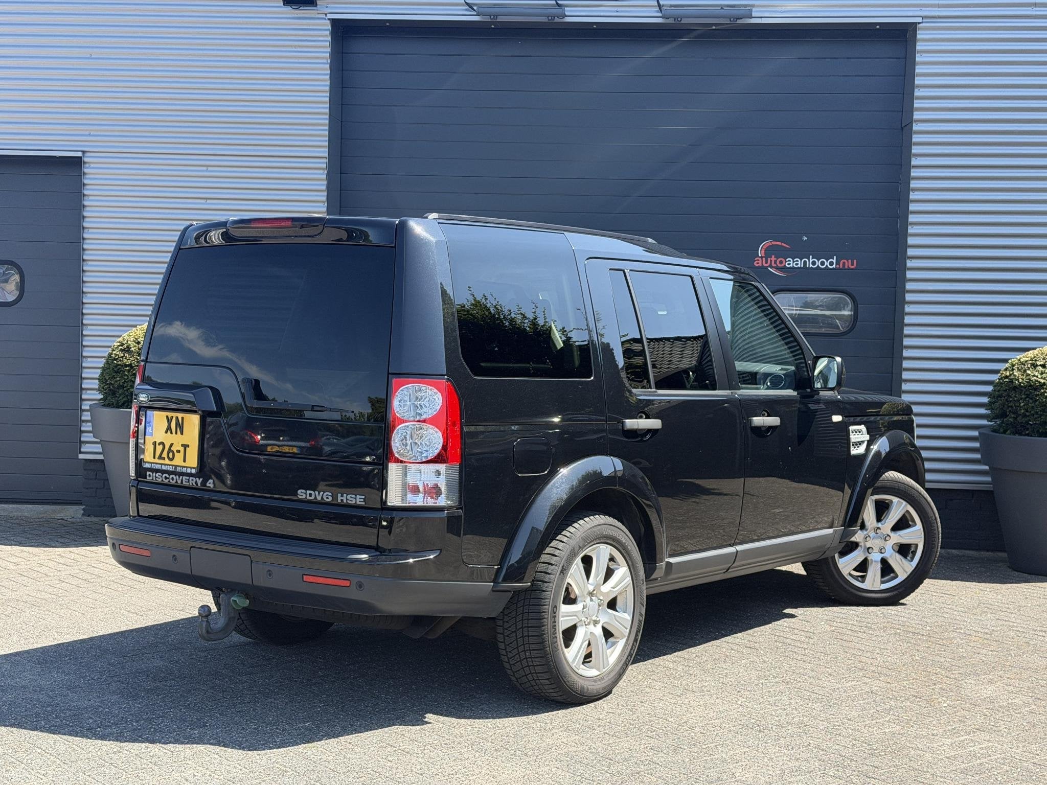 Land Rover Discovery 3.0 SDV6 HSE 7 Pers | Panoramadak | Cam, Auto's, Land Rover, Automaat, Euro 5, Gebruikt, Zwart