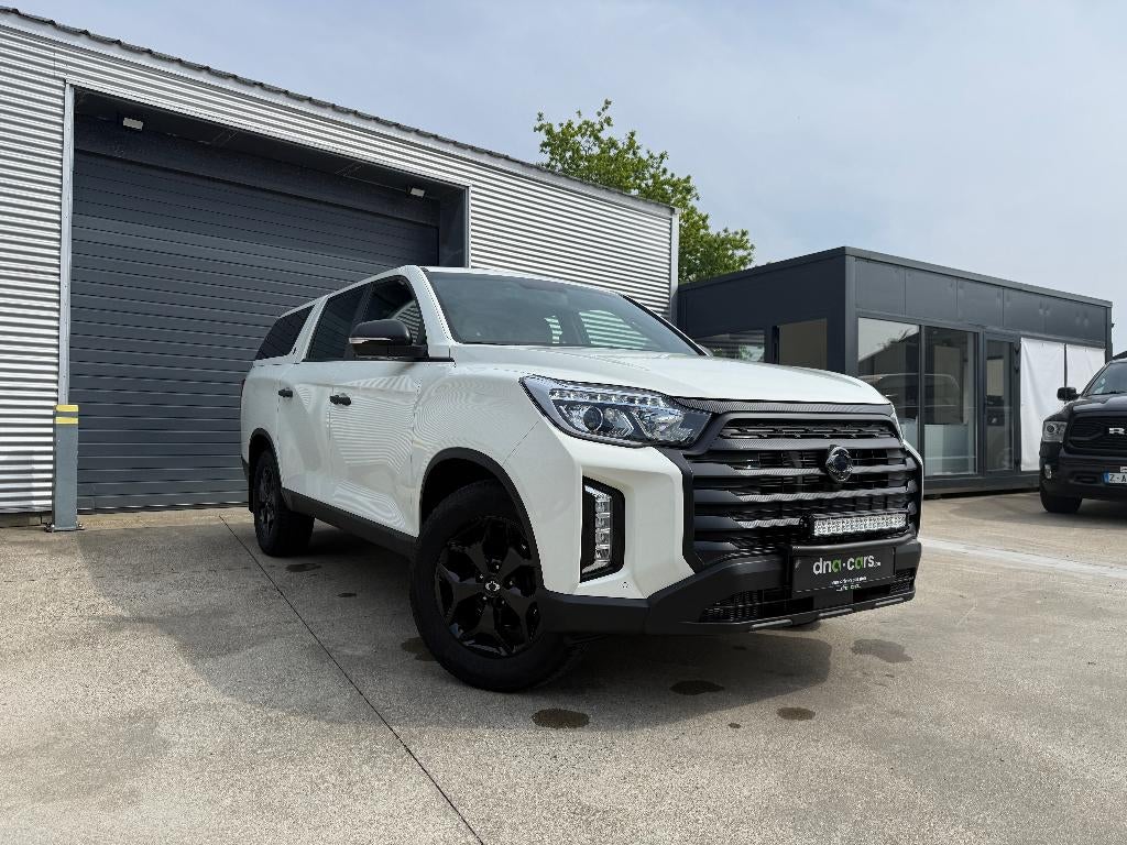 Musso 2.2 Turbo e-Xdi 4WD BlACK LINE / OPEN DAK / GARANTIE, Auto's, Automaat, 2157 cc, 4 cilinders, Musso
