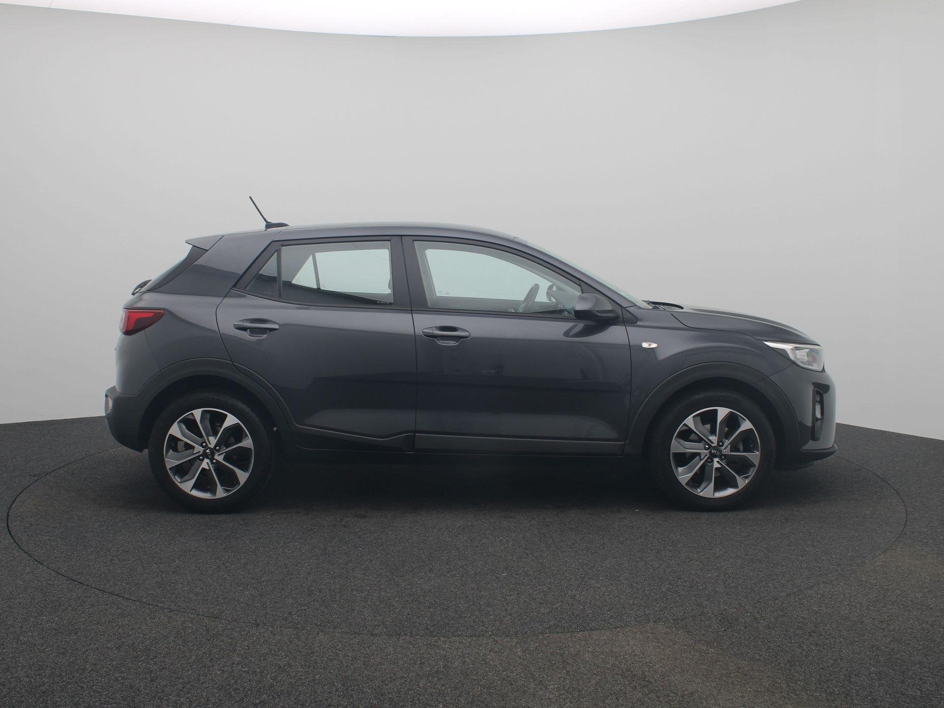 Kia Stonic 1.0 T 100 More verwacht, Autos, Argent ou Gris, 129 g/km, Entreprise, Boîte manuelle