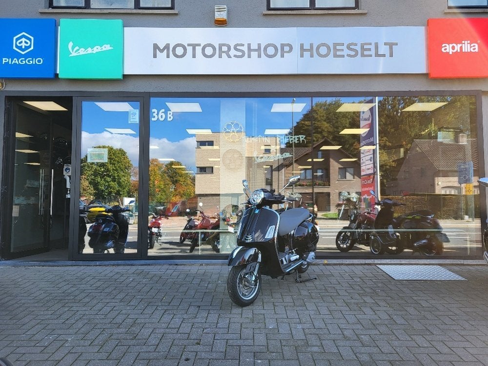 Vespa GTS 125 Stock Deal, Motoren, Scooter, Nieuw, Bedrijf, 125 cc