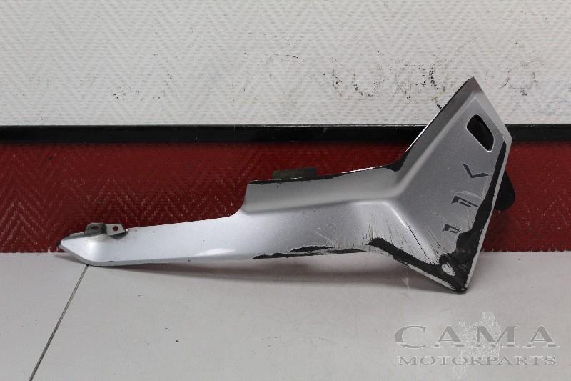 CARENAGE GAUCHE VFR 1200 F (VFR1200 + DCT) (64421-MGE-000), Dhr. S. di Majo, Utilisé, Info@cama-motorparts.nl, P.J. Troelstraweg 8 8
3144 CX  MAASSLUIS, NL