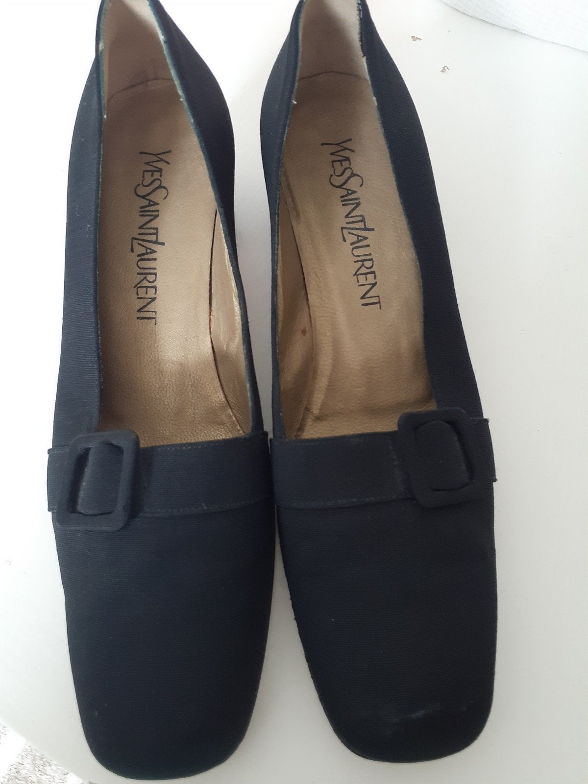 chaussures Yves saint Laurent noires taille 37 (étroit), Enlèvement