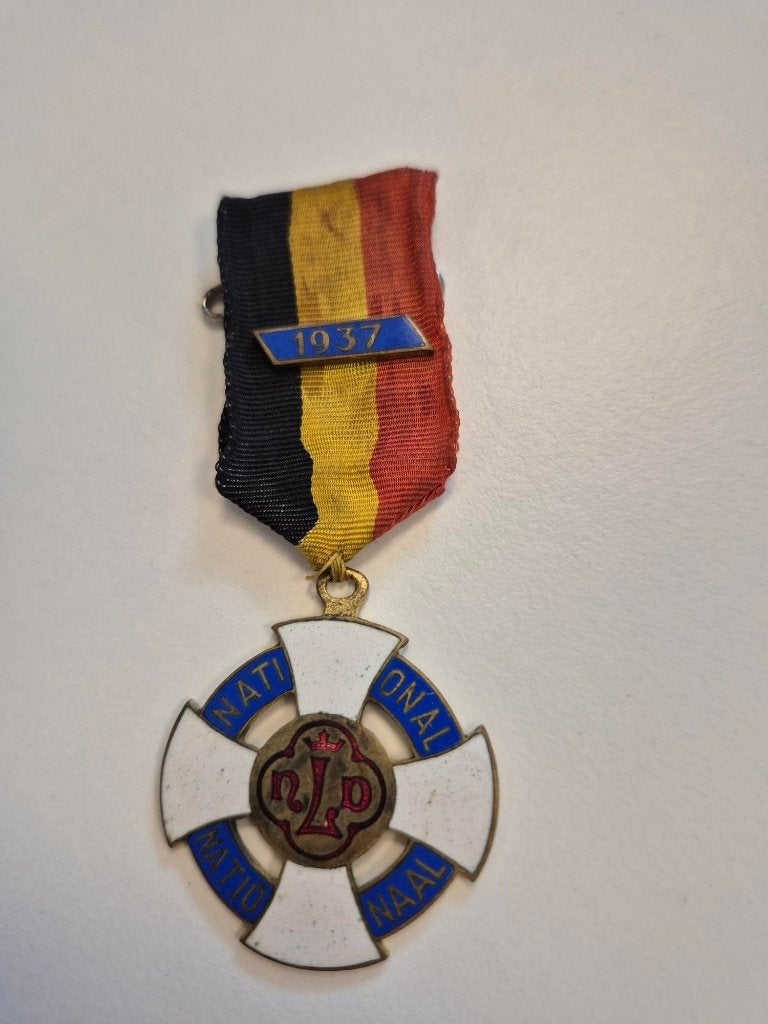 Belgische herinneringsmedaille 1937 bedevaart naar Lourdes, Enlèvement ou Envoi, Autres matériaux