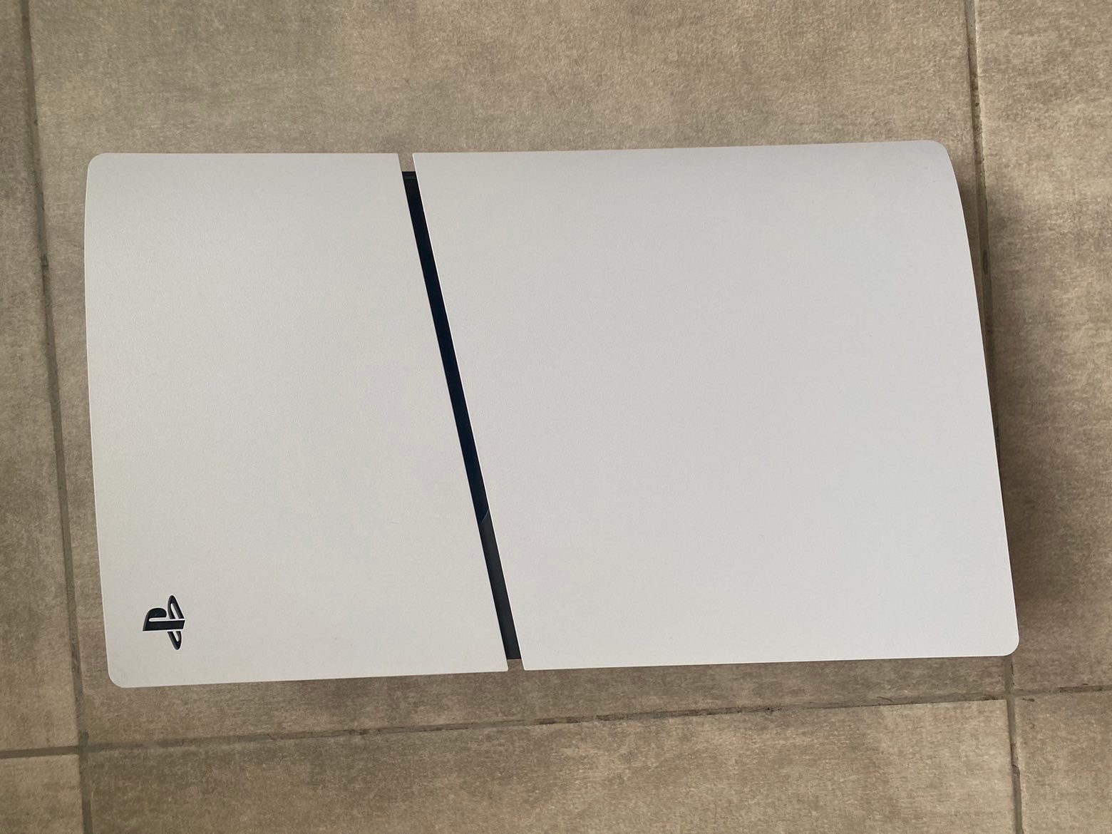 PS5 Slim Digital1TBin onberispelijke staatdoos+aankoopticket, Ophalen of Verzenden, Zo goed als nieuw, Playstation 5 Digital