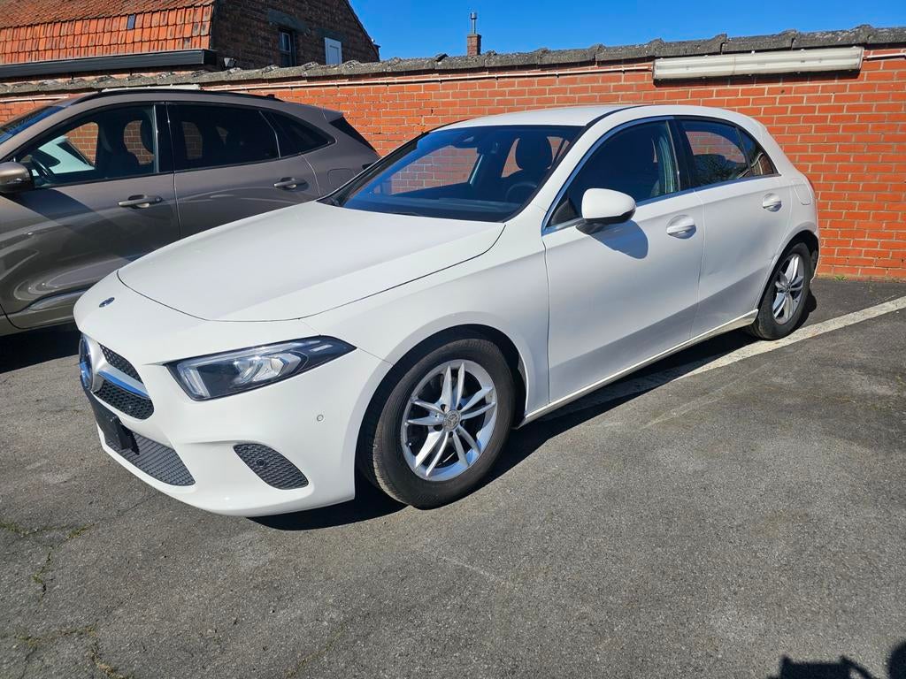 Mercedes A180 automatique à essence, Achat, Euro 6, Entreprise, Entretenue par le concessionnaire