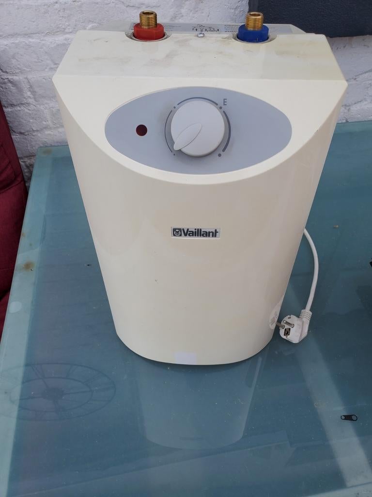 NIEUW Vaillant elektrische boiler, Geiser