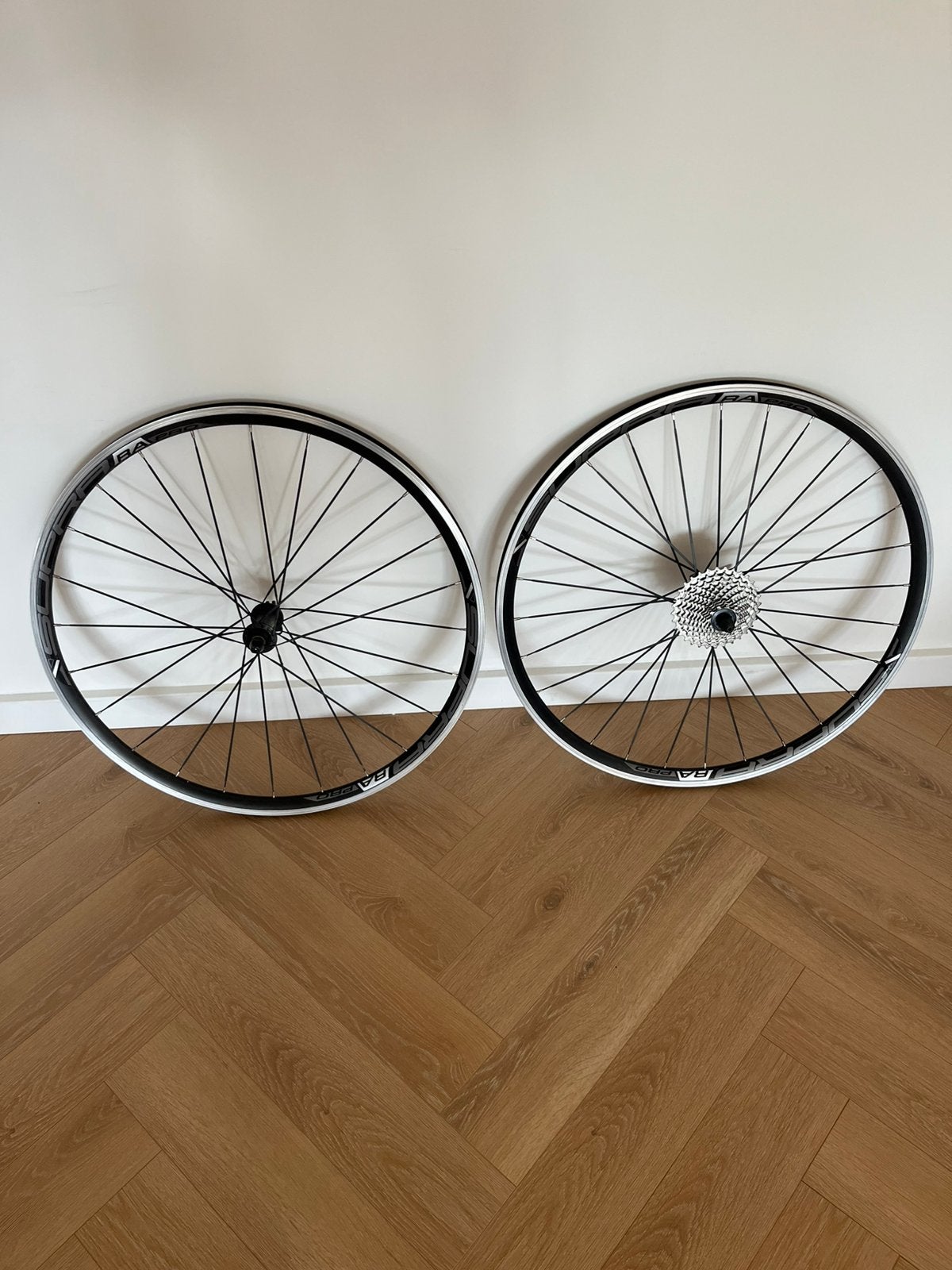 Supra RA comp verlgrem wielset met 11-34 tiagra casette, Fietsen en Brommers, Fietsonderdelen, Gebruikt, Aluminium, Racefiets