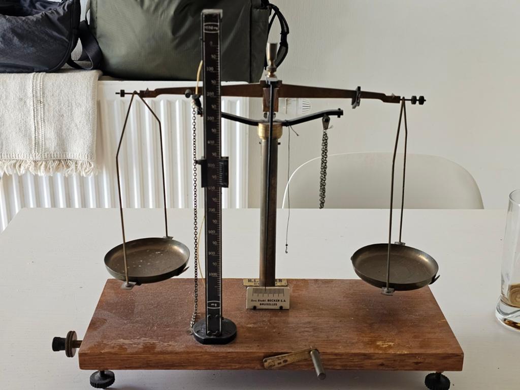 Balance de pharmacien ANTIQUE « H.L. Becker », Antiquités & Art, Enlèvement ou Envoi