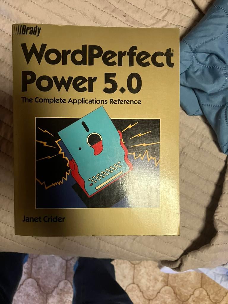 Vintage computer boek WP5.0 zeer zeldzaam, Ophalen of Verzenden, Zo goed als nieuw