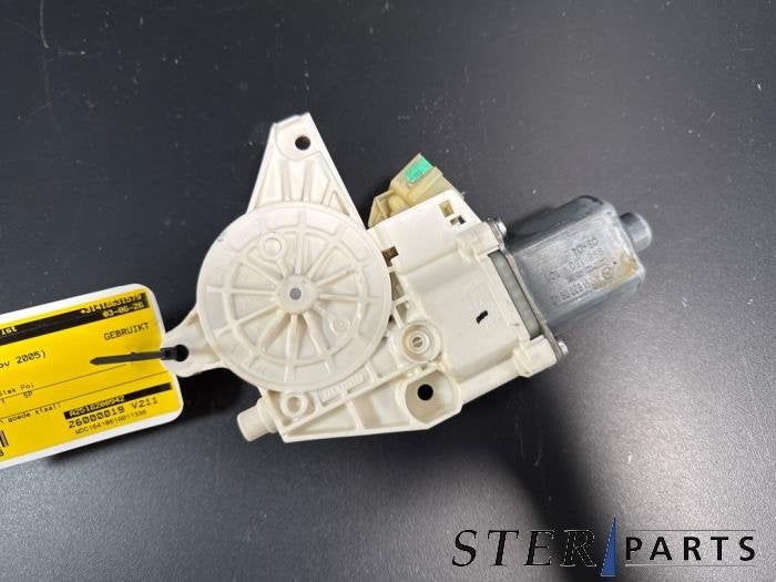 Moteur de vitre portière d'un Mercedes ML-Klasse, 3 mois de garantie, Utilisé, -, -