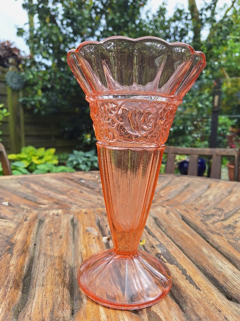 Vase à fleurs art déco, Enlèvement