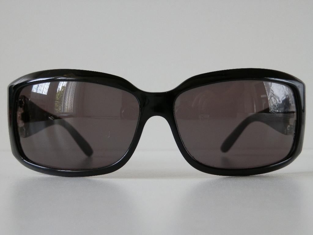 Lunettes de soleil Escada pour femmes., Autres marques, Enlèvement ou Envoi, Autres couleurs, Comme neuf