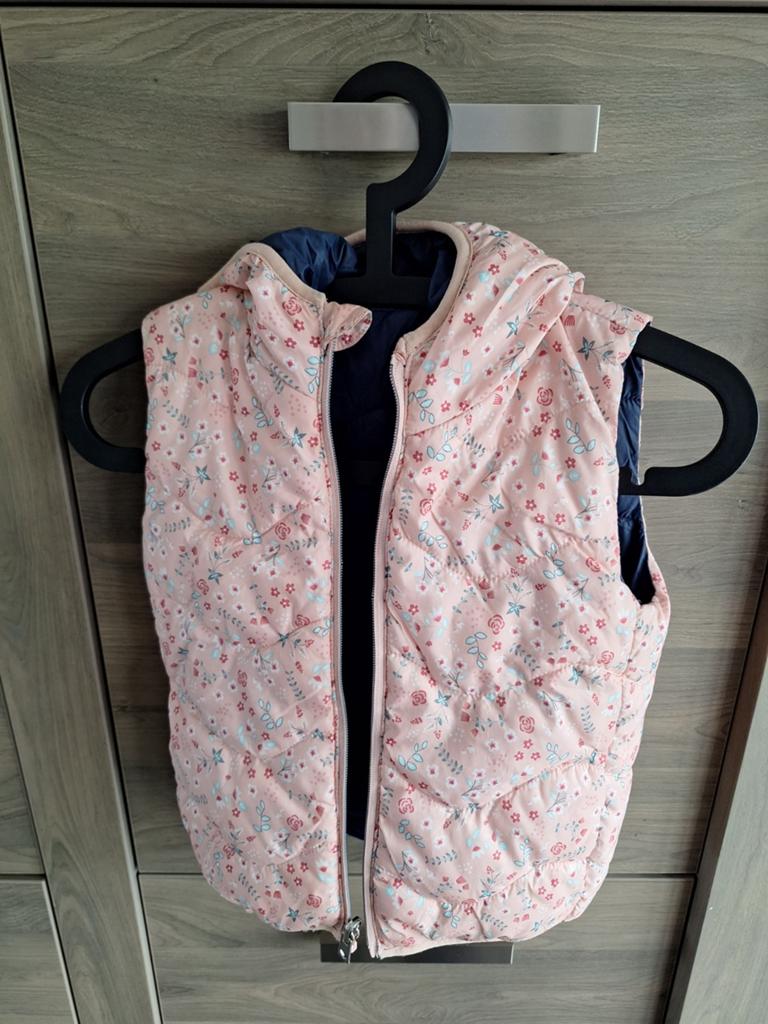 Omkeerbare bodywarmer maat 128, Kinderen en Baby's, Kinderkleding | Maat 128, Ophalen