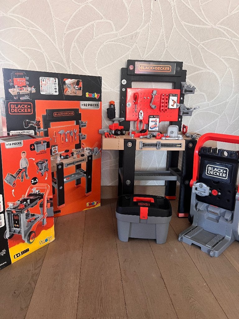 Smoby Black & Decker werkbank en gereedschapskist!, Ophalen of Verzenden, Zo goed als nieuw