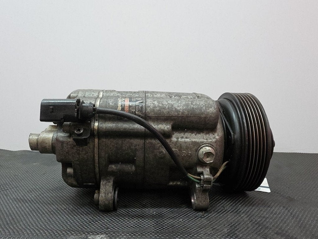 COMPRESSEUR CLIMATISATION Volkswagen Bora (1J2), Volkswagen, Volkswagen AG, Utilisé, Kundenbetreuung@volkswagen.de