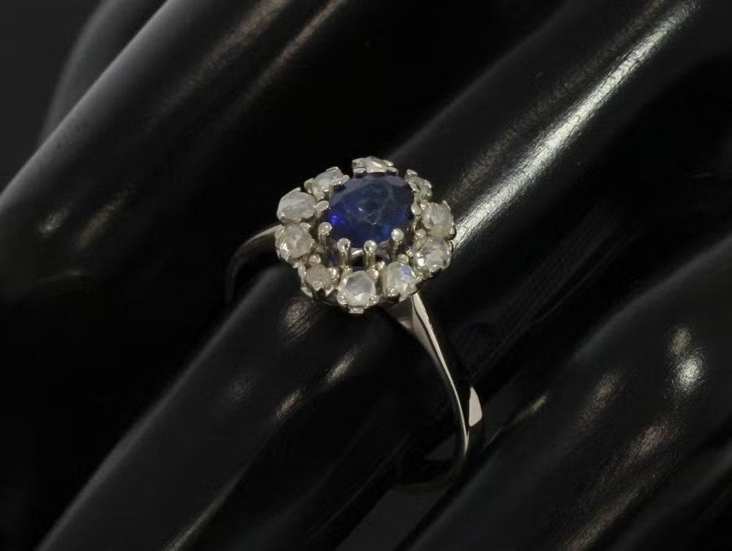 Lady DI saffier diamant 18k gouden rozet ring dame briljant, Ophalen of Verzenden, Zo goed als nieuw, Dame of Heer, Met edelsteen