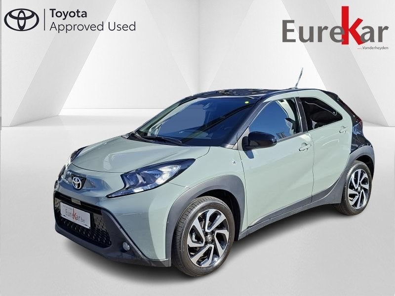 Toyota Aygo PULSE, Auto's, Toyota, Aygo, Adaptive Cruise Control, Airbags, Airconditioning, Bluetooth, Boordcomputer, Centrale vergrendeling