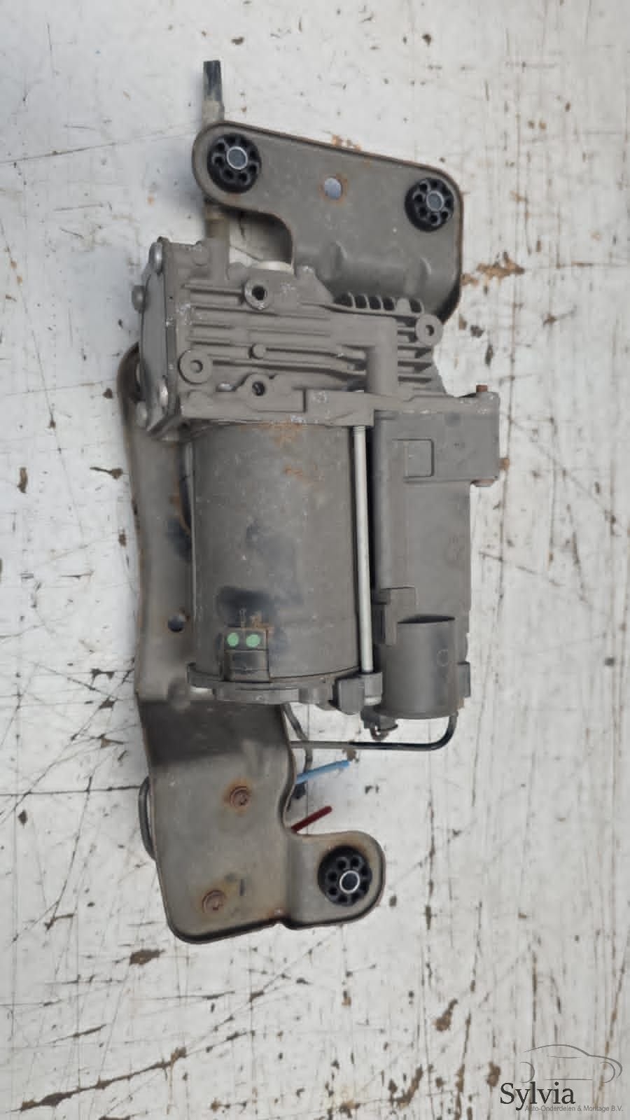 Compressor luchtvering luchtpomp AMK BMW X5 / X6 E70 E71 372, Auto-onderdelen, Ophanging en Onderstel, Gebruikt, Ophalen of Verzenden
