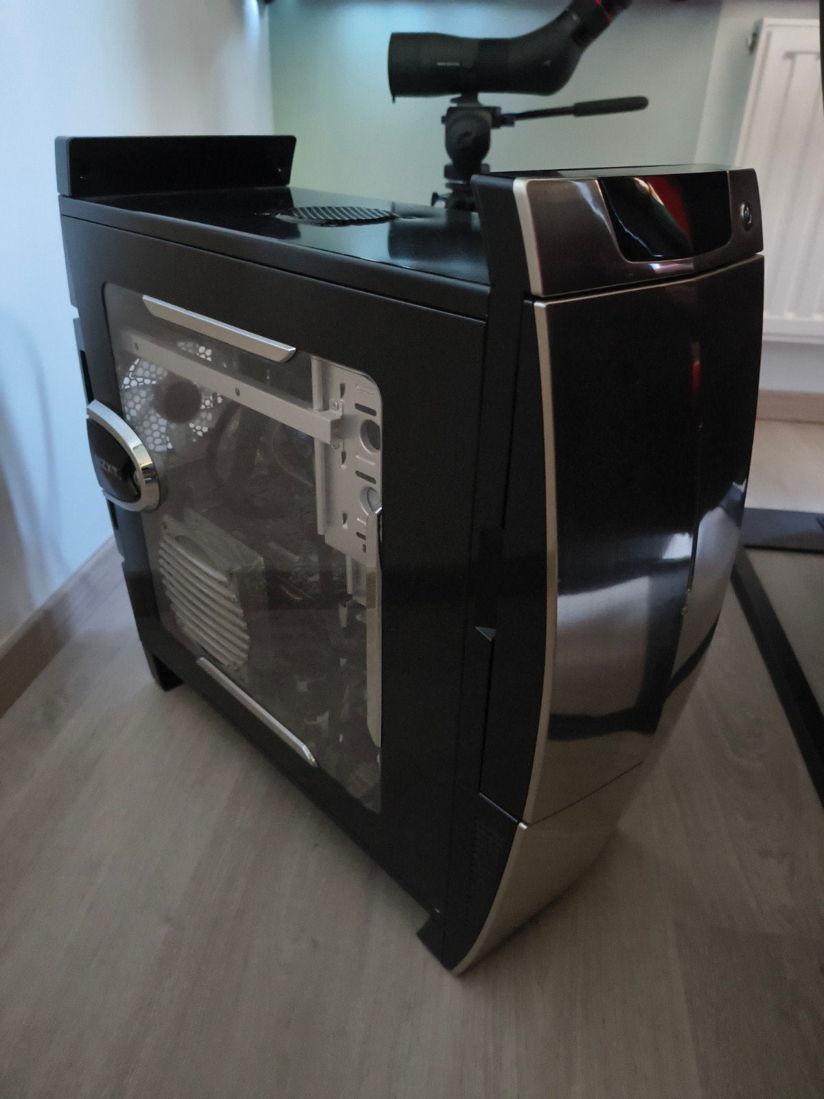 Desktop pc, 8 GB, Utilisé, Intel Core i5, Avec carte vidéo