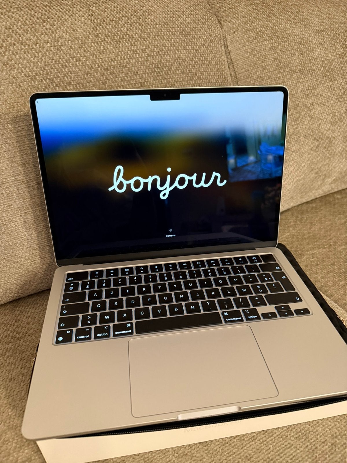 Macbook Air 13,6 pouces, 512 GB, Comme neuf, 8 GB, 13 pouces