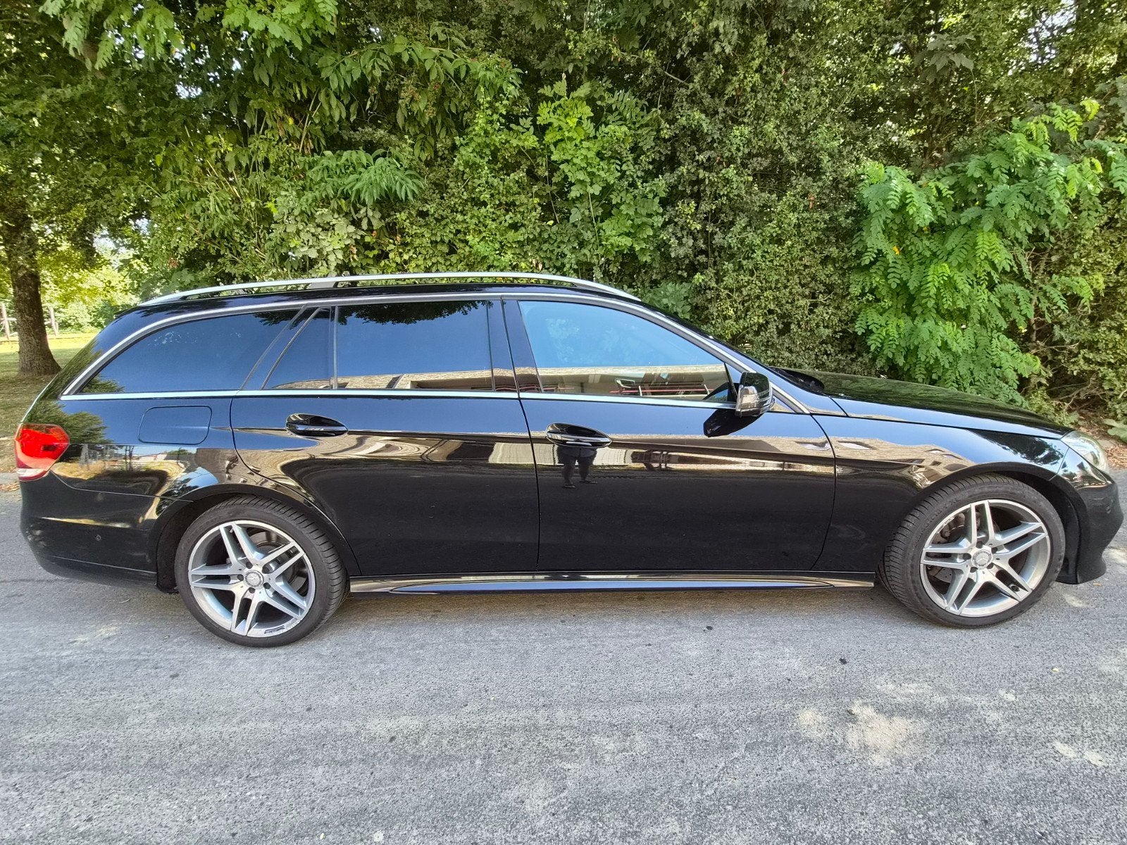 Mercedes E220d Bluetec AMG, Auto's, 4 cilinders, Zwart, Bedrijf, 5 deurs