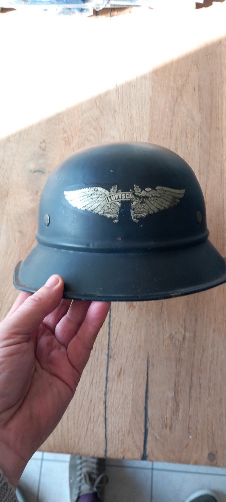 Duitse Luftschutz Helm WO2, origineel, Ophalen of Verzenden, Landmacht, Helm of Baret