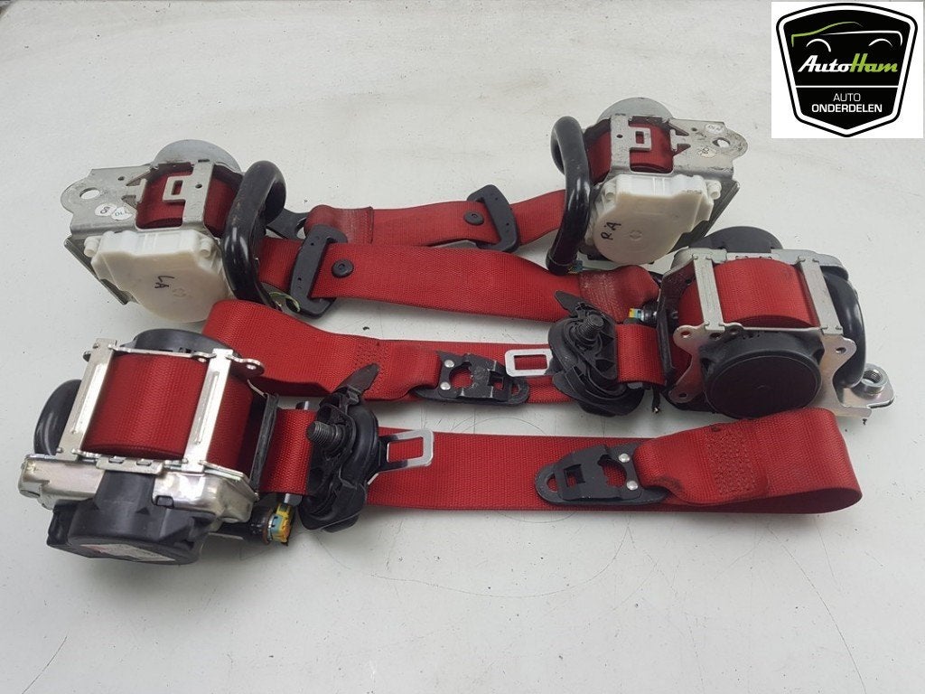 CEINTURE TENSIONNEUR ENSEMBLE C-Klasse AMG (W205), Mercedes-Benz, Utilisé, Dialog.mb@mercedes-benz.com, Mercedes-Benz AG