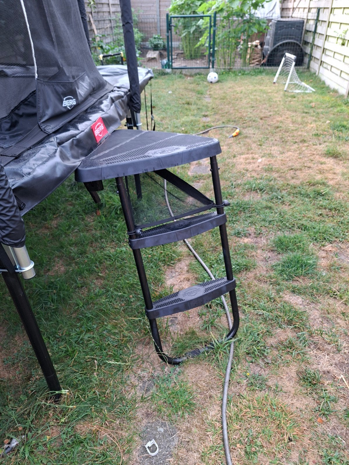 trapje met platform voor BERG trampoline, Ophalen